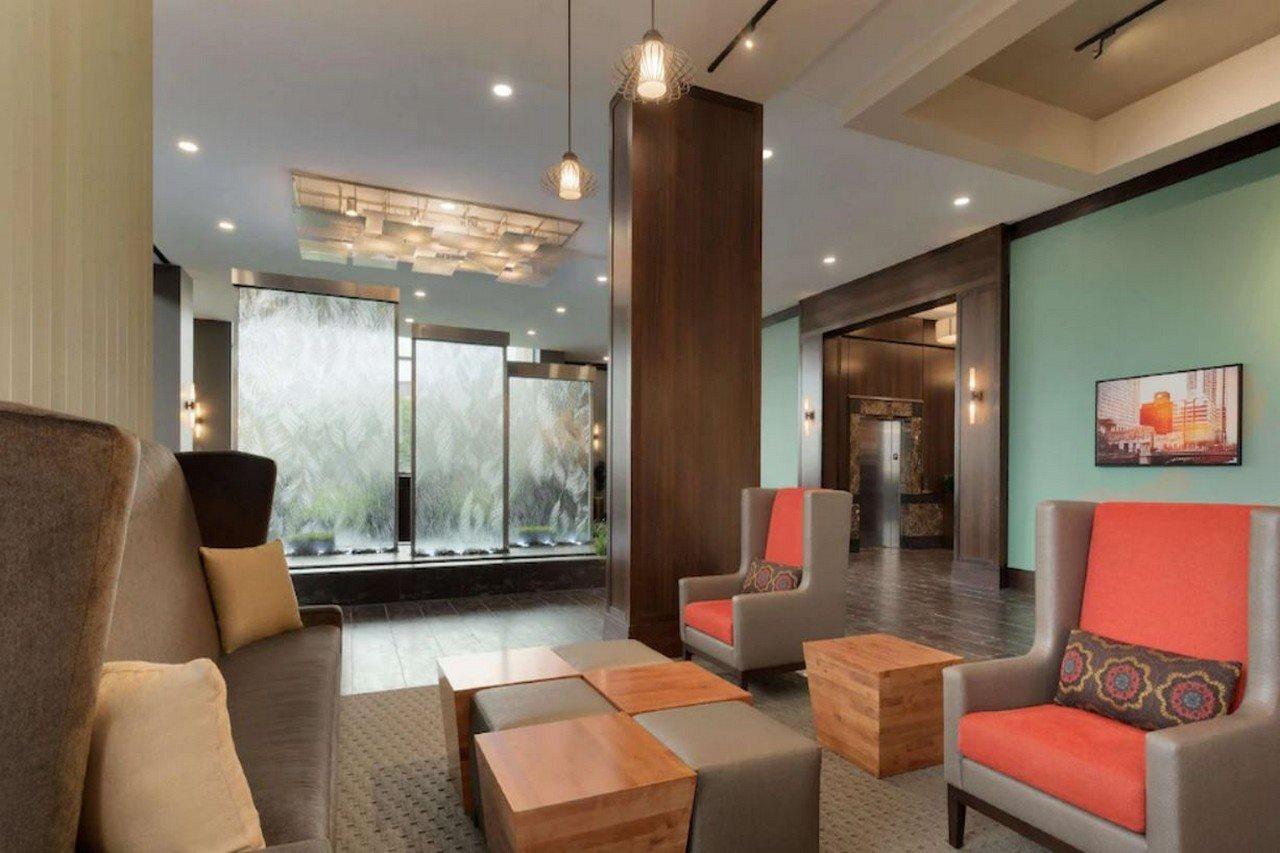 Embassy Suites By Hilton Chicago Naperville Εξωτερικό φωτογραφία
