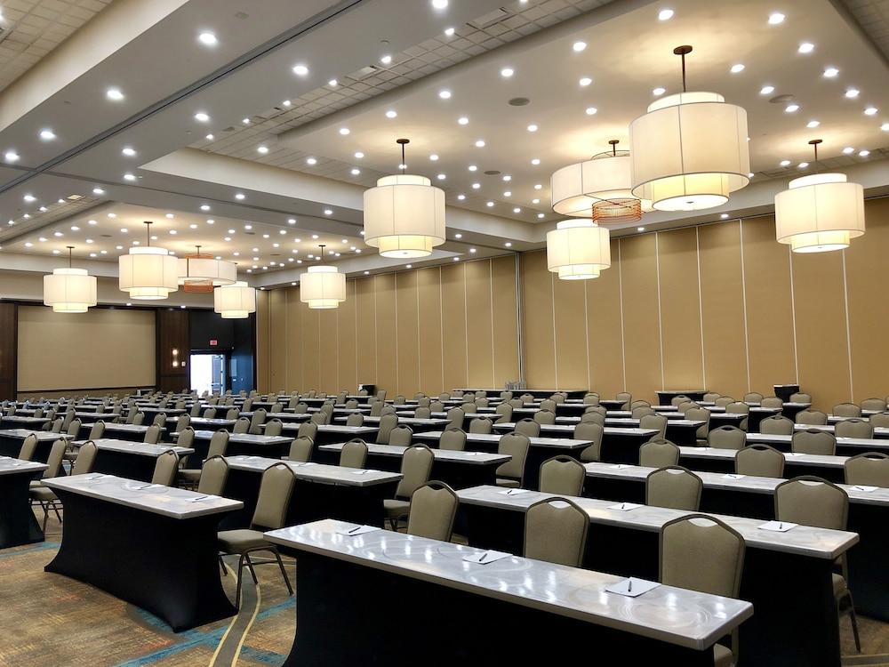 Embassy Suites By Hilton Chicago Naperville Εξωτερικό φωτογραφία